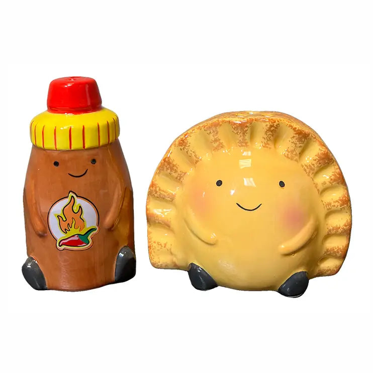 Empanada & Hot Sauce Salt & Pepper Set