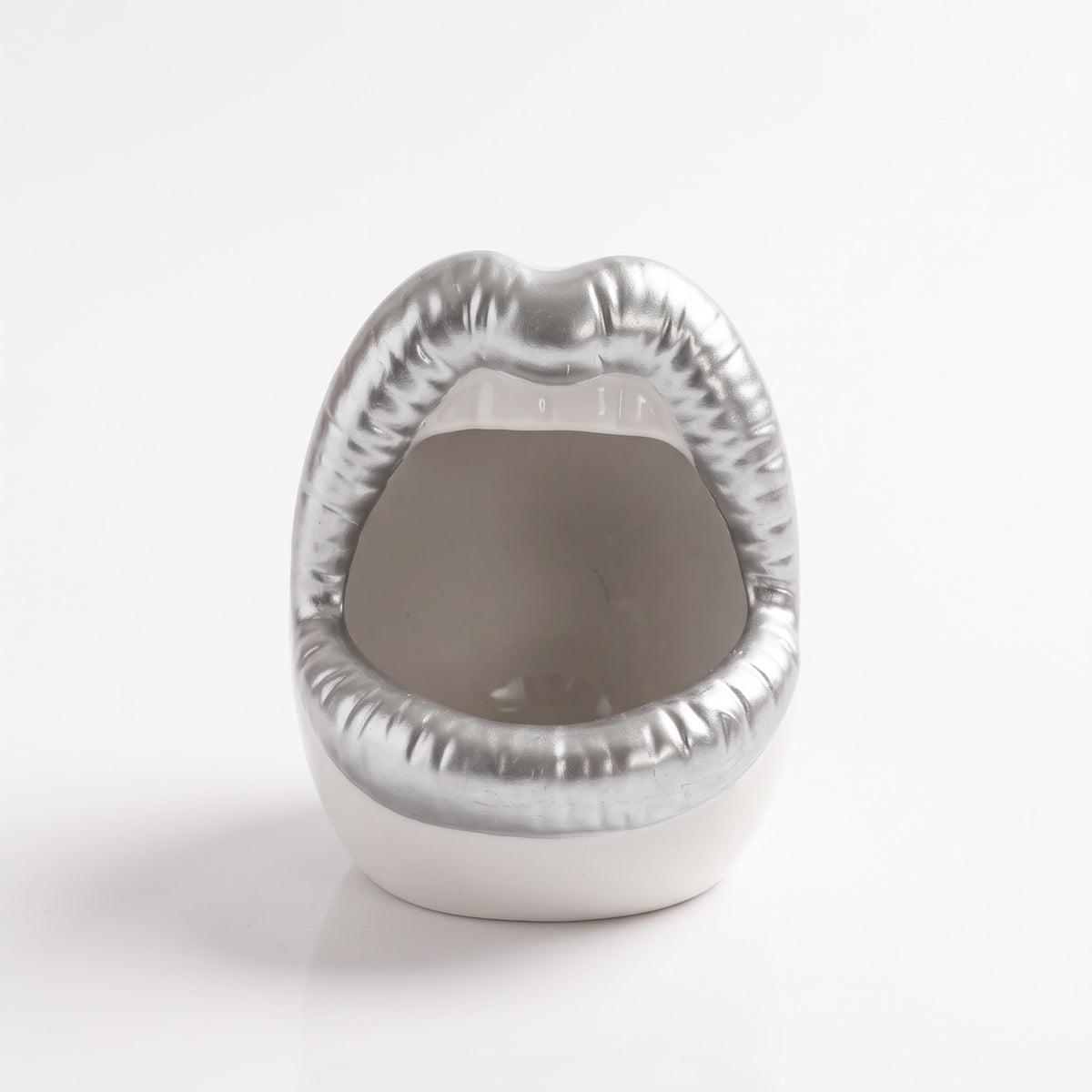 The Big Mouth Ashtray: Ceramic Multi-Color Smoking Holder