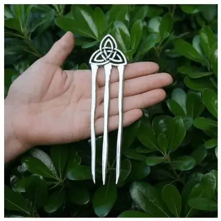 Minimalist Metal Hair Pin: The Sleek 17cm Accessory ✨🥢 Ziya Blue Ziya Blue